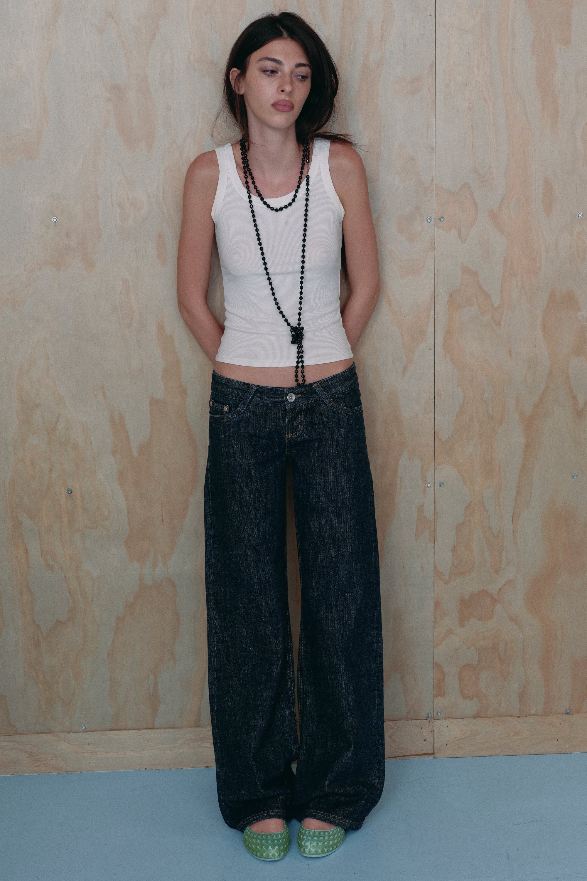 Model is 5'6" wearing size 25