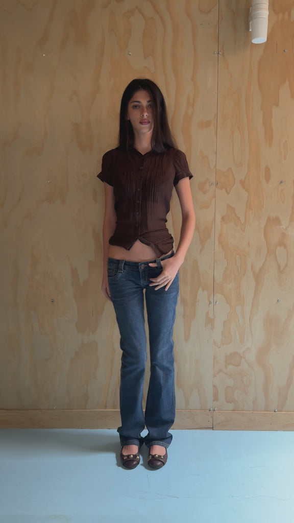 Model is 5'6" wearing size 25